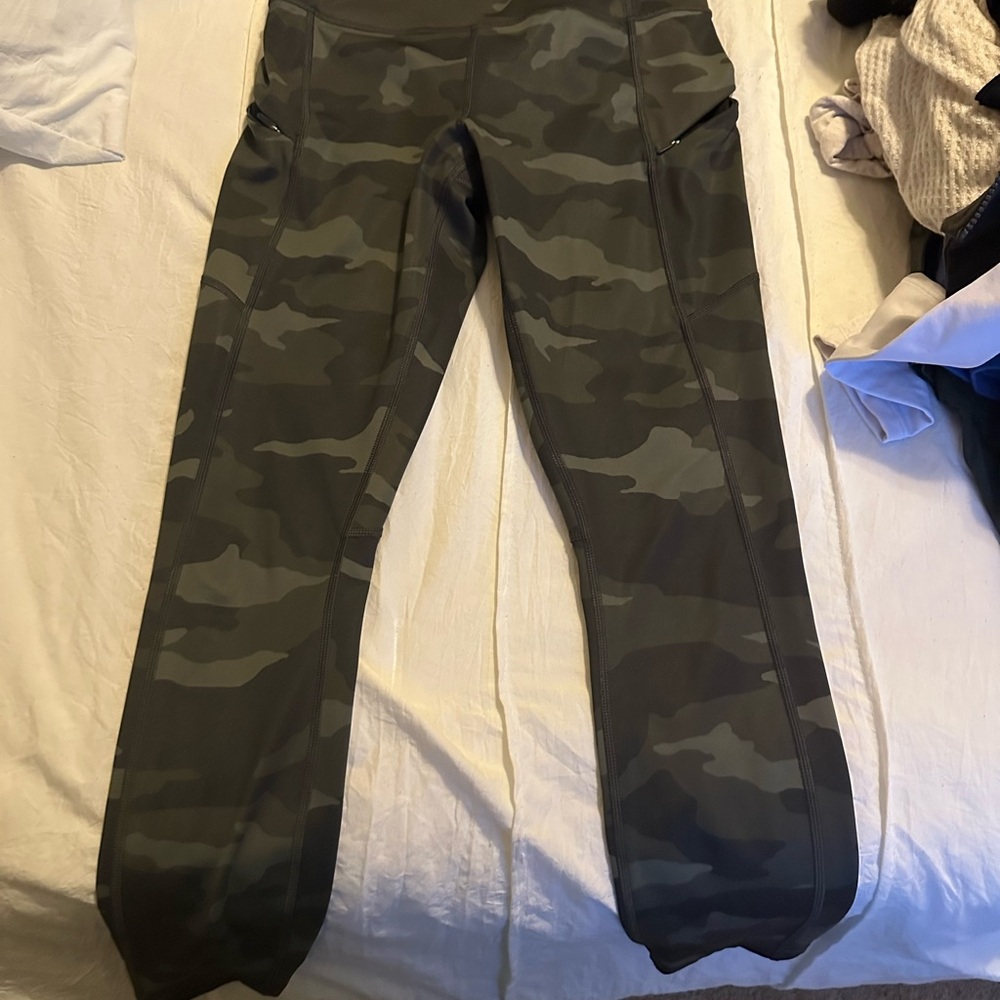 Athleta Green and Black Leggings